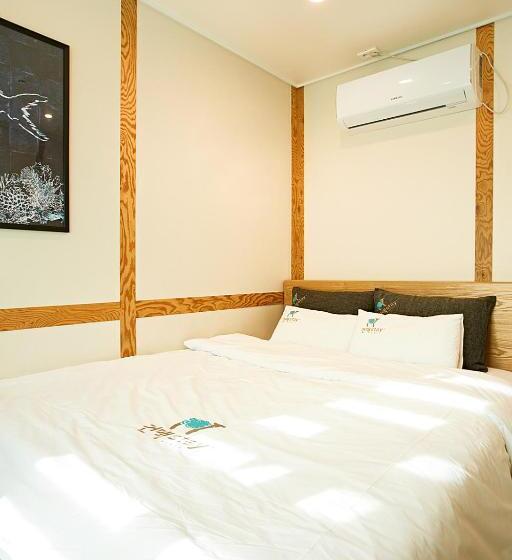 اتاق استاندارد, Geonmaek Stay