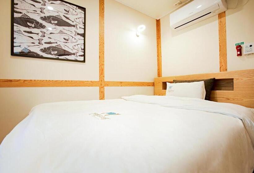 اتاق استاندارد یک نفره, Geonmaek Stay