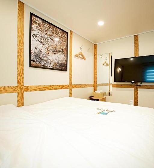 اتاق استاندارد یک نفره, Geonmaek Stay
