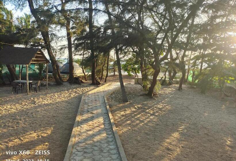 Номер Стандарт Вид на Море, His Grace Sea View Cottages   Private Beach At Malpe