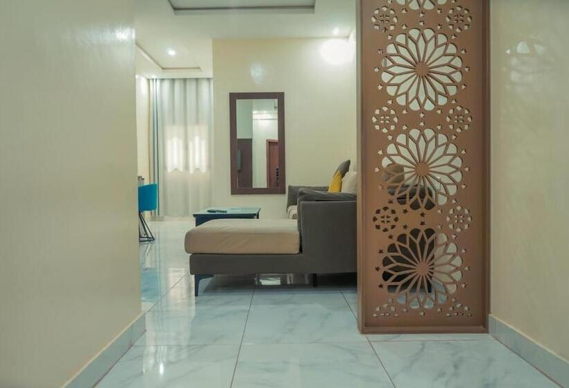 سوییت خانوادگی, Urban Hotel Nouakchott