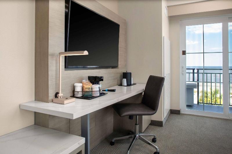 Номер Стандарт Вид на Море с Балконом, Courtyard By Marriott Jekyll Island