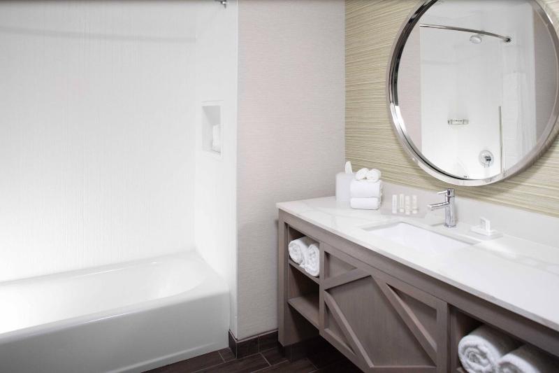Номер Стандартный Кровать Куин, Courtyard By Marriott Jekyll Island