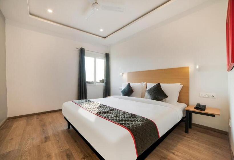 三人经典房间, Oyo 76587 Townhouse Shamshabad