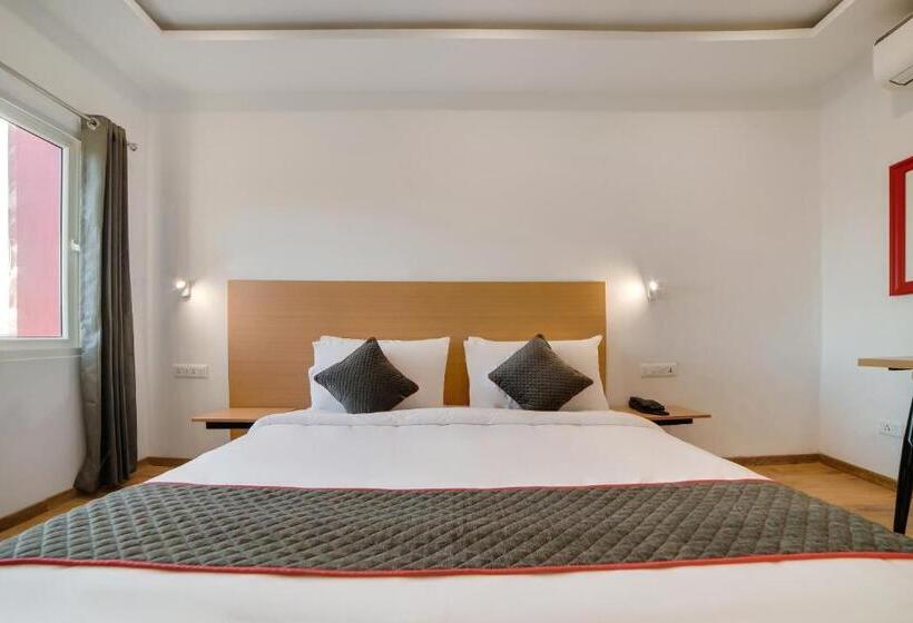 三人经典房间, Oyo 76587 Townhouse Shamshabad