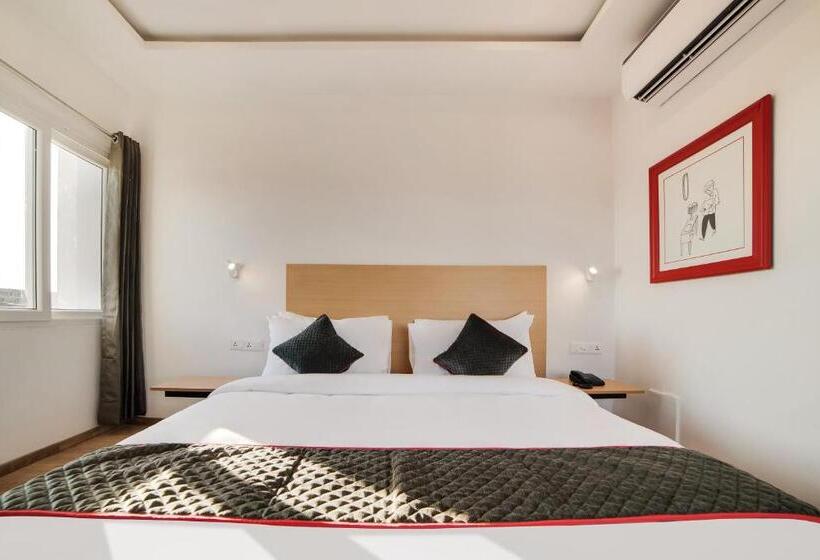 三人经典房间, Oyo 76587 Townhouse Shamshabad