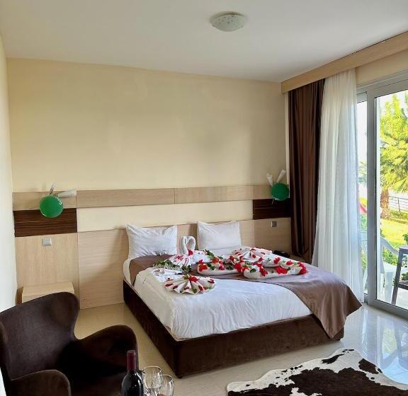 اتاق لوکس, Celebi Garden Hotel   Cittaslow Retreat