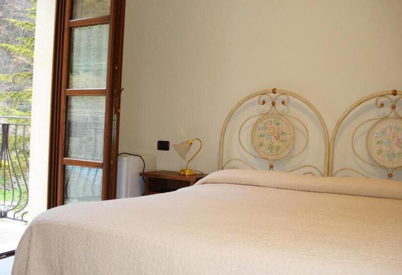Номер Стандарт, Albergo La Casa Nel Bosco