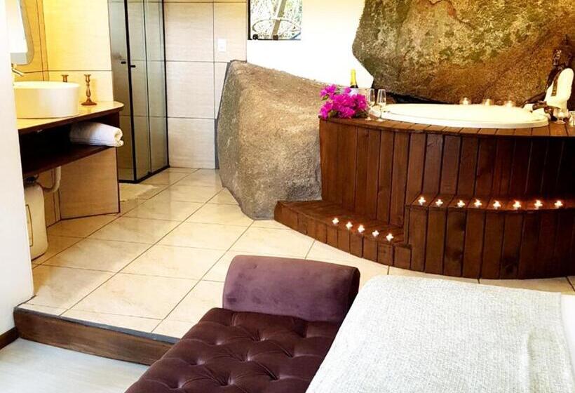 수피리어 스위트, Albergue Explorer   Hostel