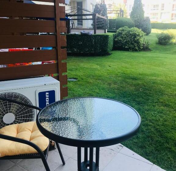 Апартаменты 1 Спальня Нижний Этаж, Apartments In Sunny Island Complex