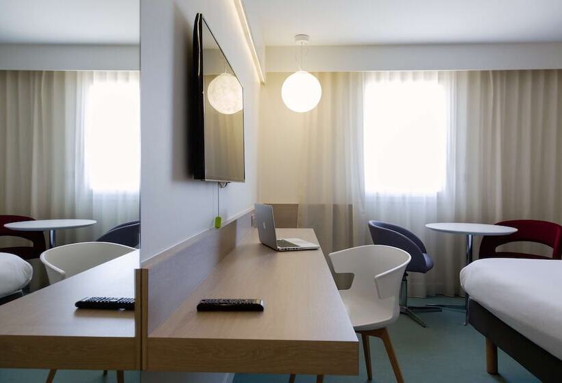 Номер Superior, Kyriad Montpellier Est  Lunel