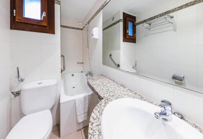 آپارتمان 2 خوابه, Apartaments Giberga