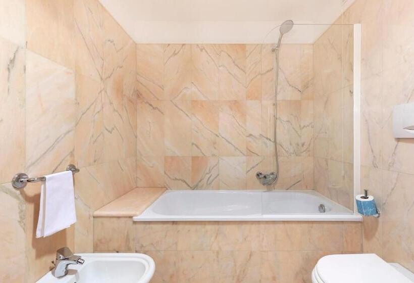 Номер Стандарт, B&b Hotel Affi   Lago Di Garda