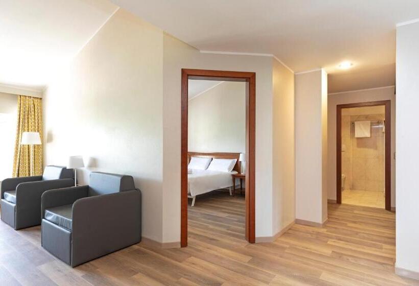 4인용 스탠다드 룸, B&b Hotel Affi   Lago Di Garda