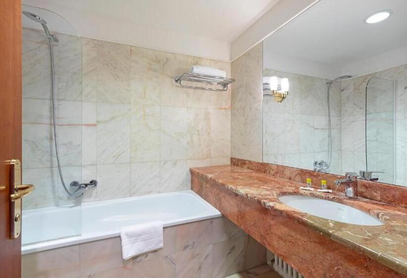 Номер Стандарт Адаптированный для Инвалидов, B&b Hotel Affi   Lago Di Garda
