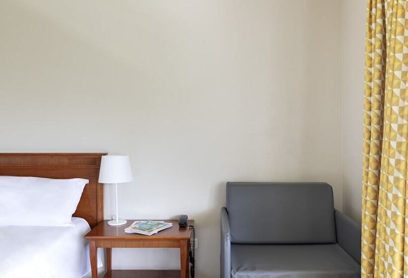 Номер Стандарт Трехместный, B&b Hotel Affi   Lago Di Garda
