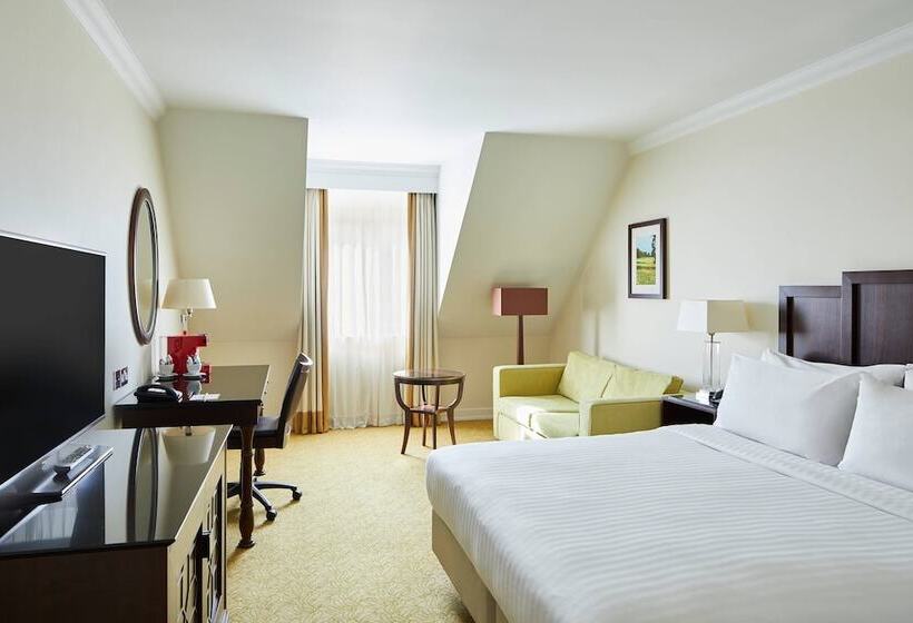 Номер Премиум, Forest Of Arden Hotel And Country Club