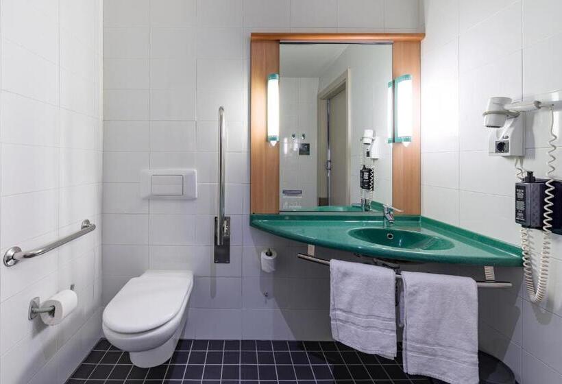 Номер Стандарт, Ibis Madrid Getafe