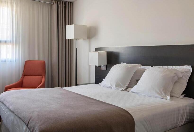 Номер Стандарт, New Hotel Of Marseille   Vieux Port