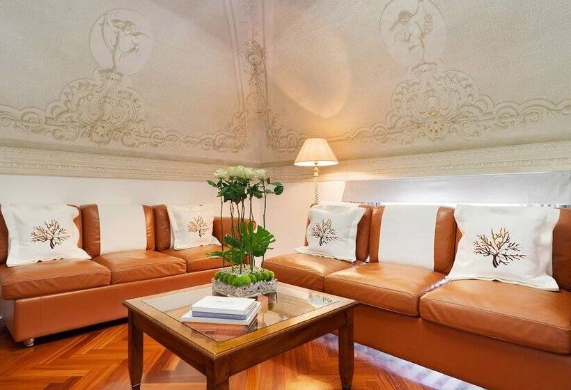 Люкс, Palazzo Del Corso – Boutique