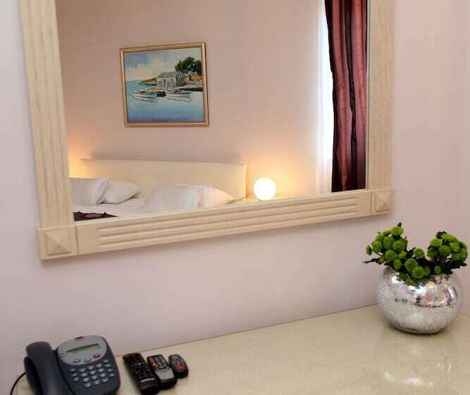 Семейный Номер, Bellevue Trogir