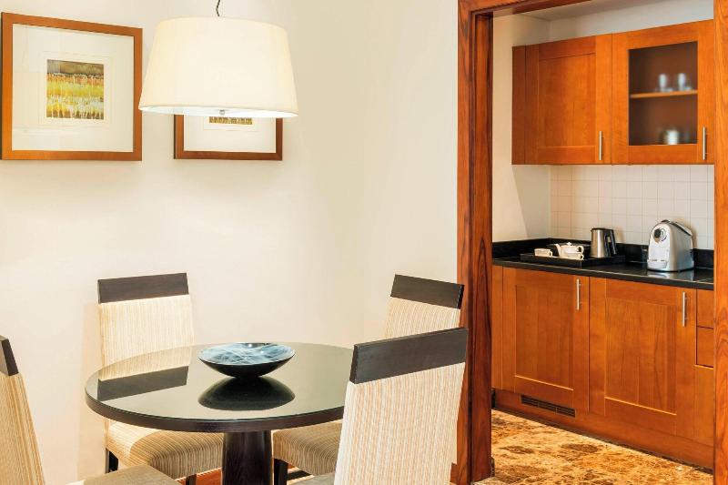 Люкс Deluxe Кровать Кинг, Grosvenor House, A Luxury Collection Hotel, Dubai