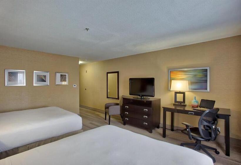 חדר סטנדרט, Holiday Inn Express & Suites Costa Mesa, An Ihg