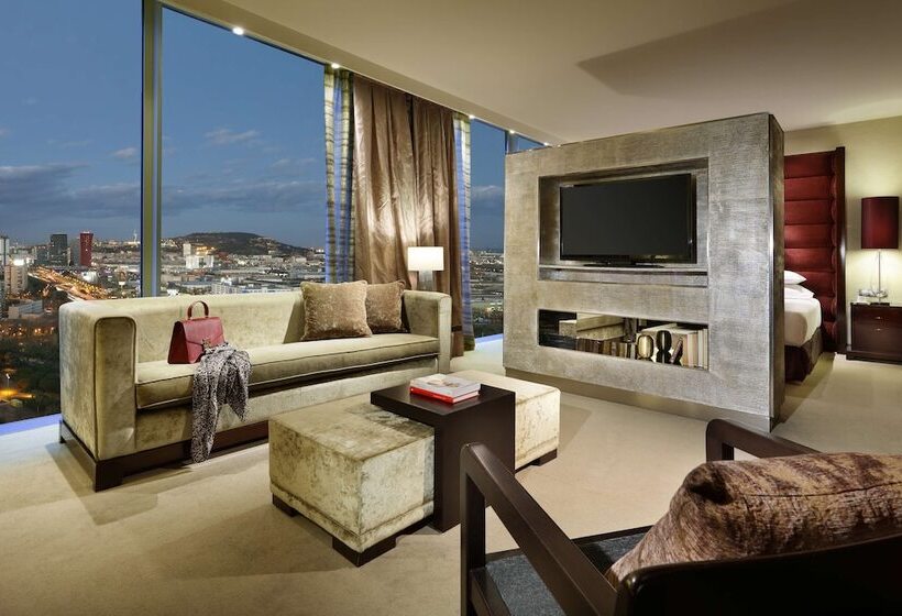 Люкс, Hyatt Regency Barcelona Tower