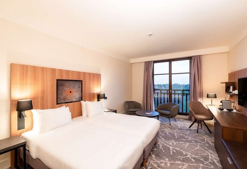 ゴルフ場ビューのプレミアムルーム, Radisson Blu Hotel Paris, Marne La Vallée