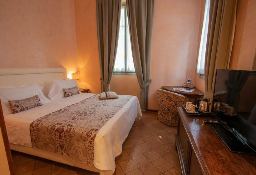 标准间, Albergo Le Due Corti