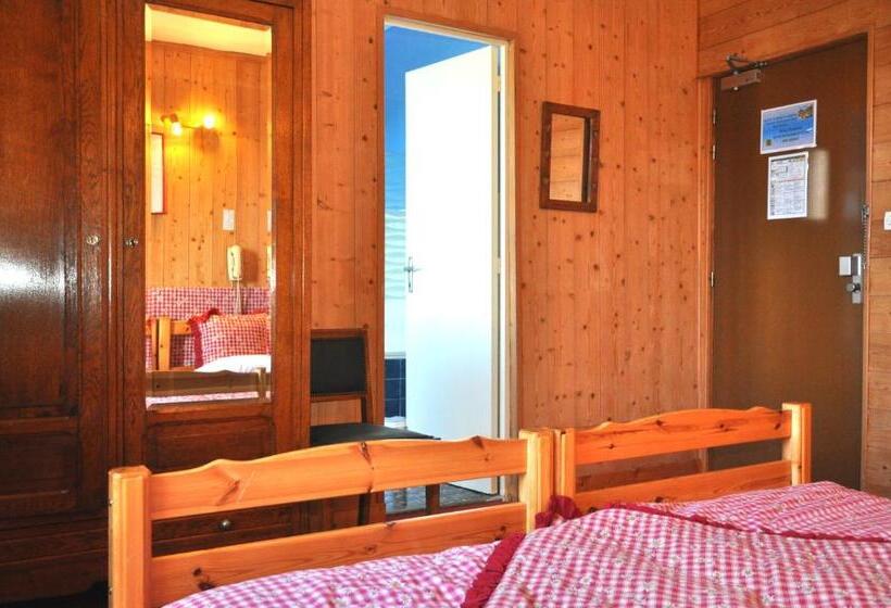 اتاق استاندارد با چشم‌انداز, Belvédère Relais Motos