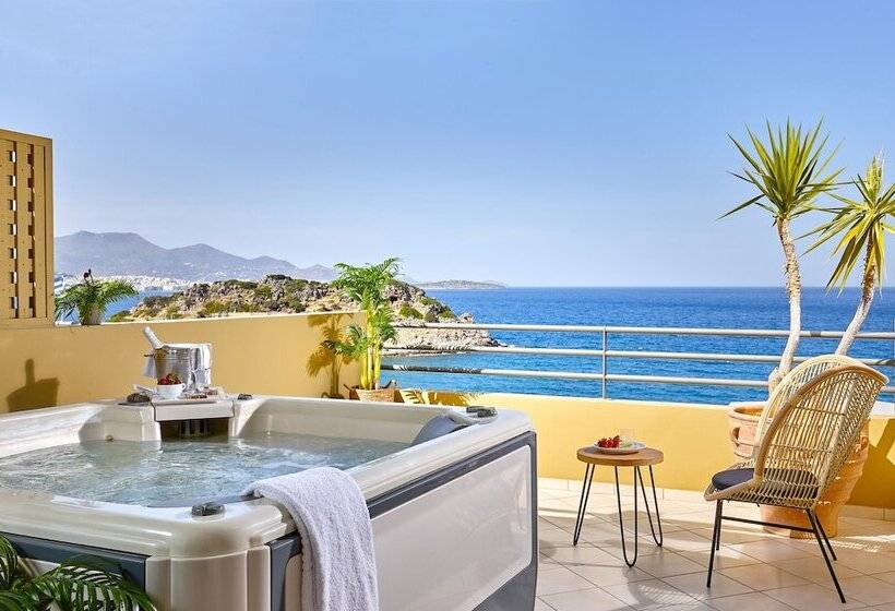 سوییت جونیور با چشم‌انداز دریا, Blue Marine Resort And Spa