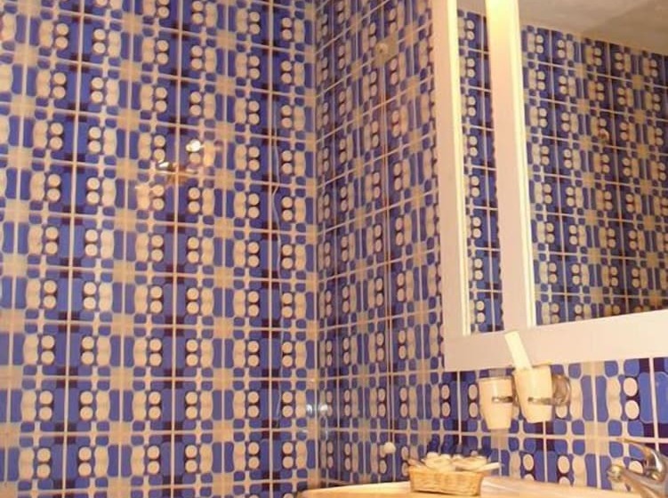 اتاق استاندارد چهار تخته, Marina Club
