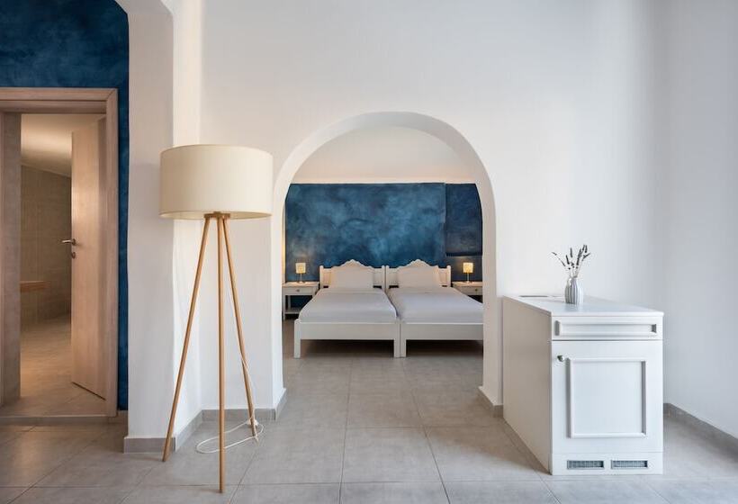 Семейный Номер, Rivari Santorini