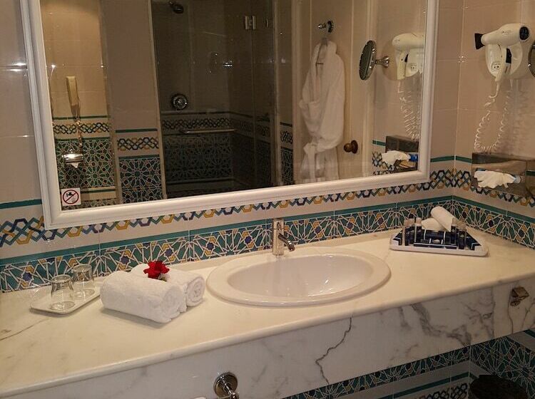 Полулюкс Вид на Море, Oceana Hotel & Spa Focussed Adults