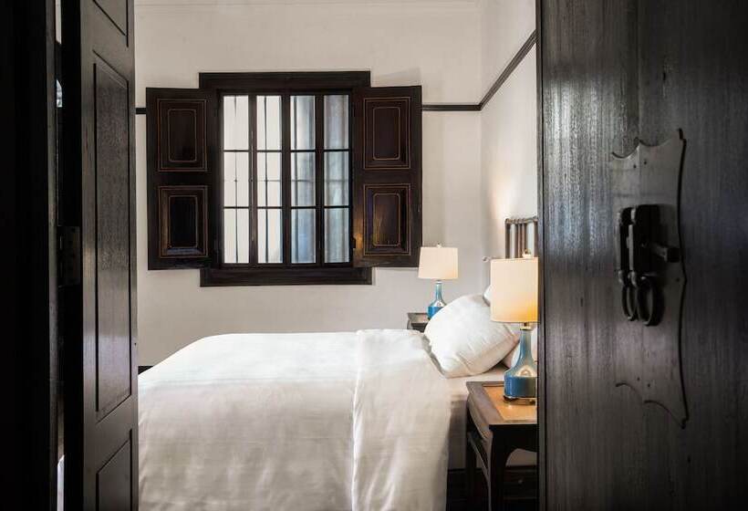 غرفة قياسية, Cheong Fatt Tze The Blue Mansion