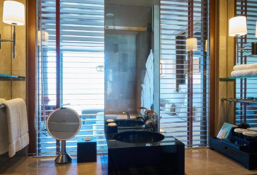 سوئیت با تخت بزرگ, Mandarin Oriental Tokyo