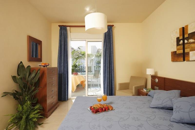 プール付３ベッドルーム　ビラ, Apartamentos Marina Turquesa