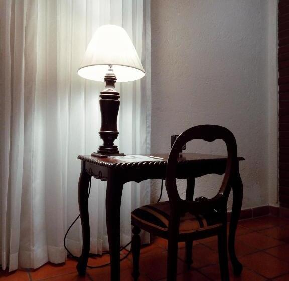 컴포트 싱글 룸, El Convento Leon Nicaragua