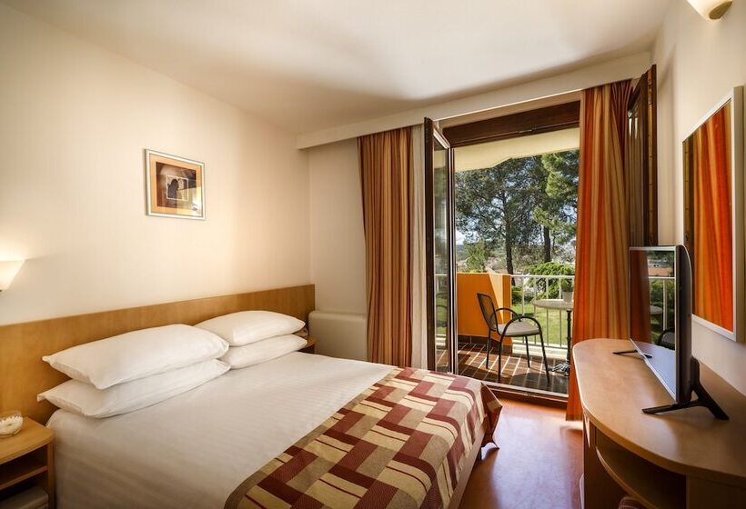 Номер Стандарт, San Marino Resort