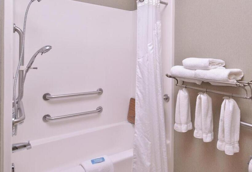 Номер Стандарт Адаптированный для Инвалидов, Holiday Inn Express & Suites Topeka West I 70 Wanamaker, An Ihg