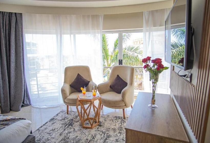 سوییت, Seagull Beach Resort  Families And Couples Only
