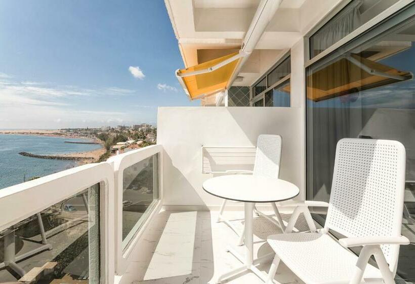 Полулюкс Вид на Море, Europalace