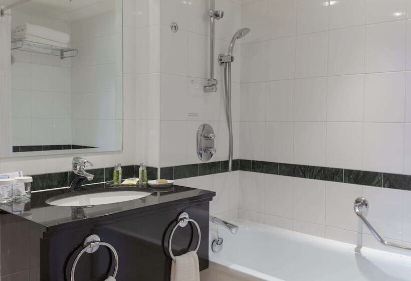 Семейный Номер, Hilton Newcastle Gateshead