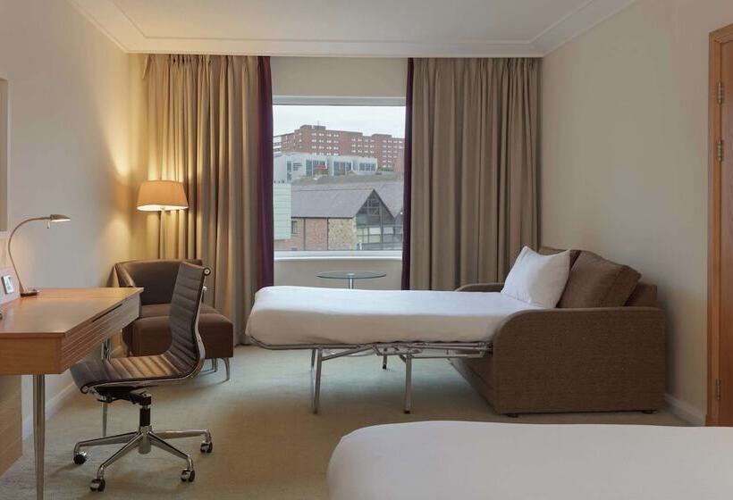 Quarto Familiar, Hilton Newcastle Gateshead