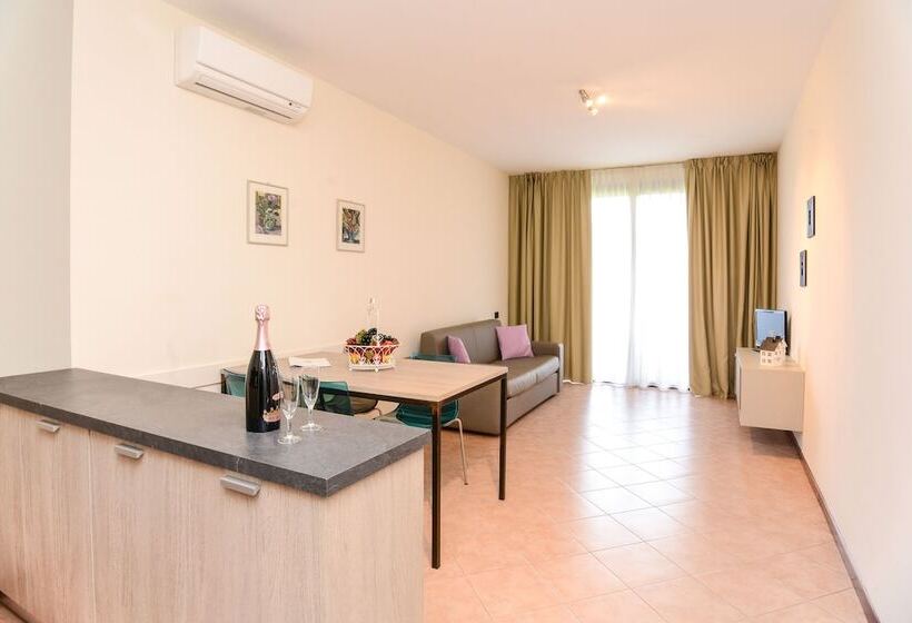 2 Bedroom Apartment Garden View, Il Sogno Apartments
