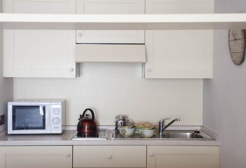 Апартаменты 2 спальни Вид на Сад, Il Sogno Apartments