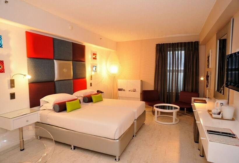 Классический Номер, Peermont Metcourt Suites
