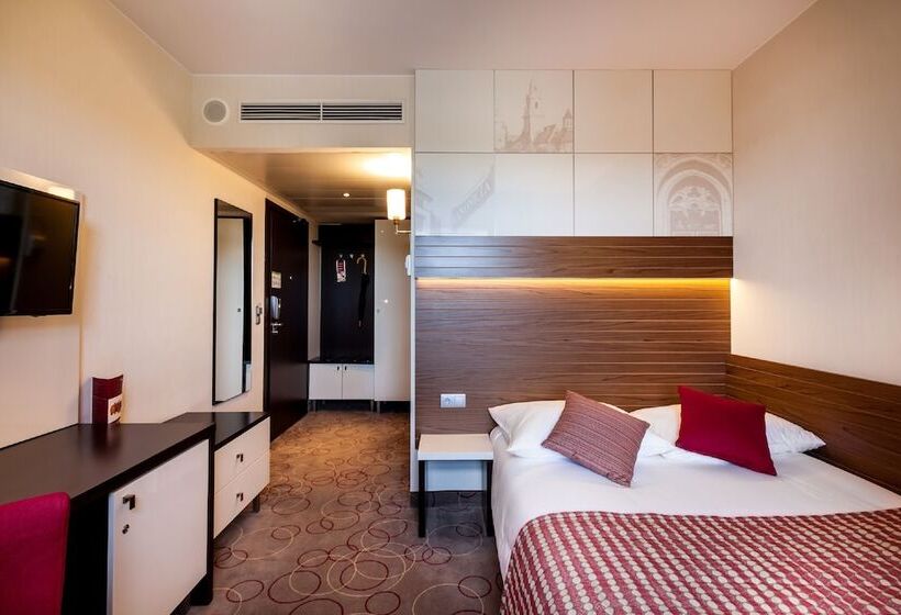 Номер Стандарт Индивидуальный, Qubus Hotel Kraków