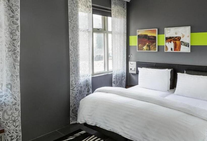 اتاق لوکس با چشم‌انداز دریا, Center Hotels Arnarhvoll